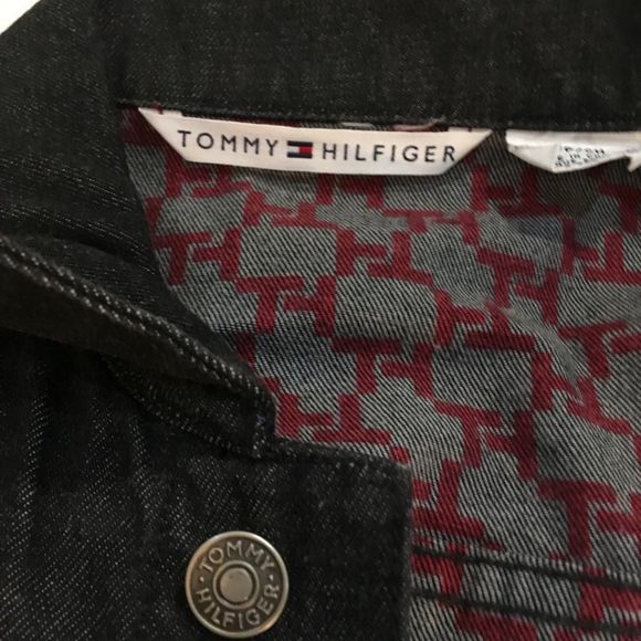 Vintage Tommy Hilfiger Logo Jacket & Jeans - Picture 4 of 10